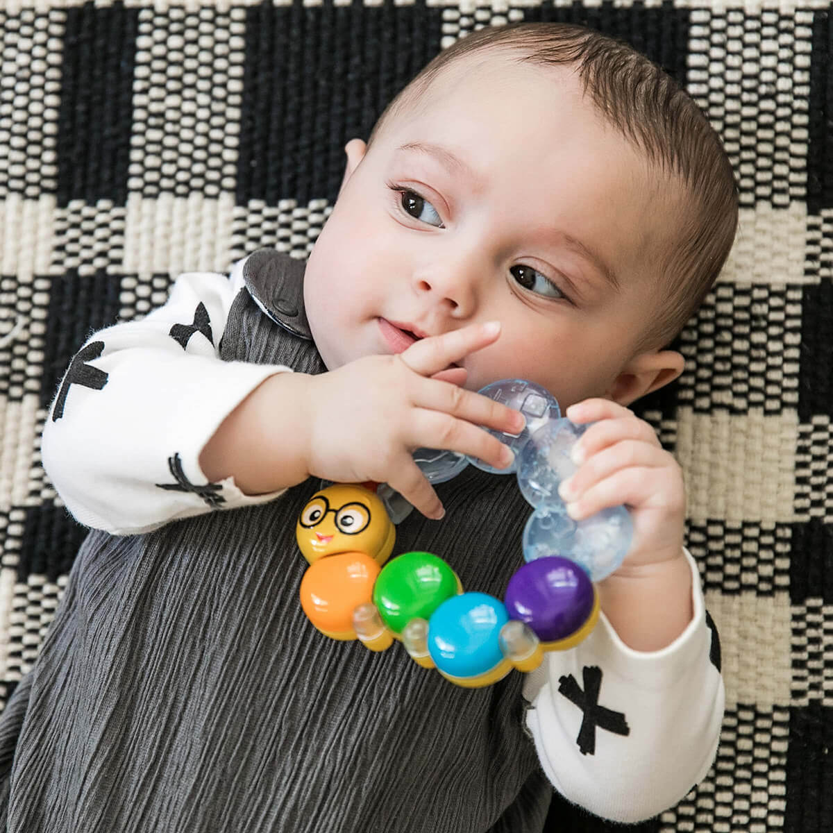 Baby Einstein Vandbidering, Larve