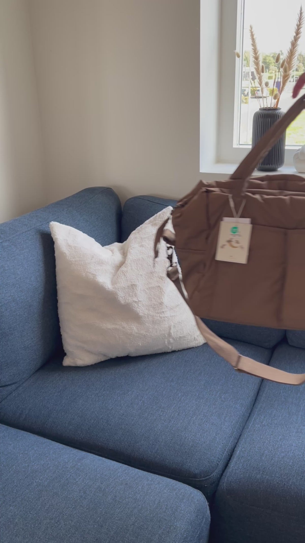 Video laden: Tasche 'Alles-was-du brauchst' in schwarz